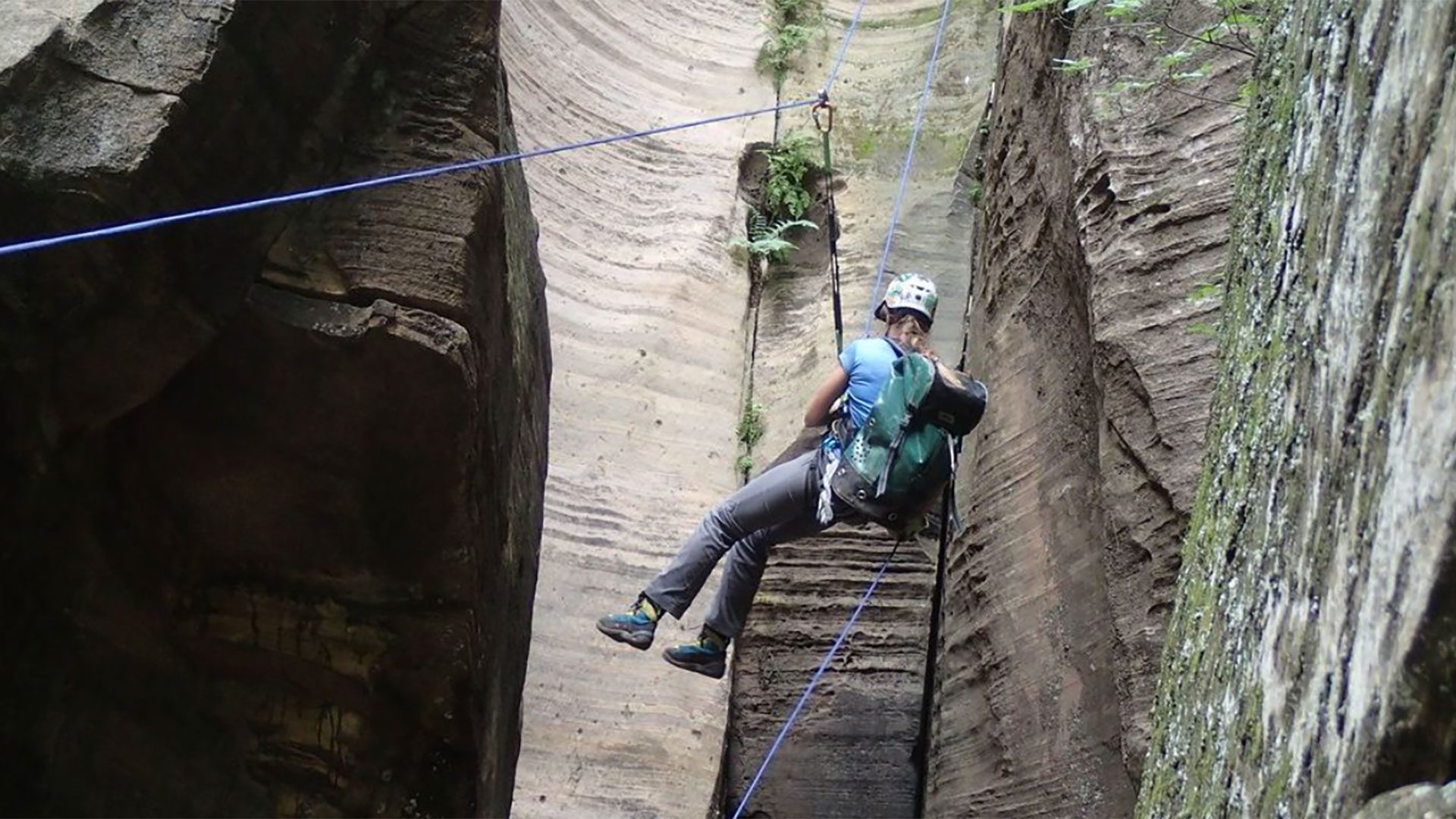 Canyoner practicing and advanced rope technique